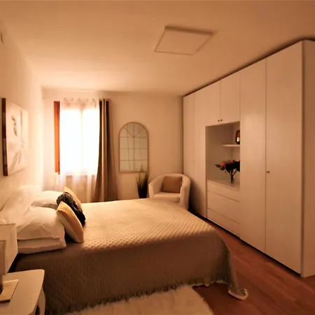 شقة Charming Canal View San Marco *