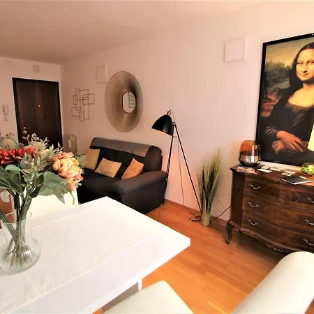 Charming Canal View San Marco Velence