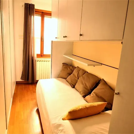 Charming Canal View San Marco Apartament