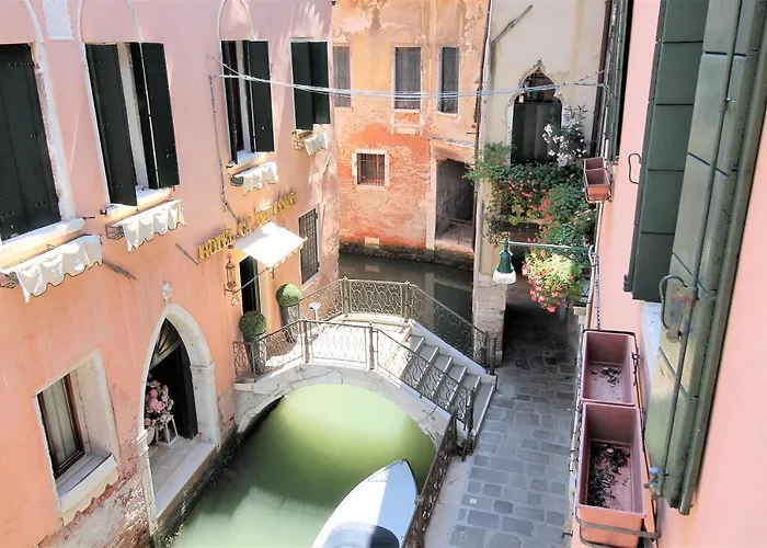 דירה Charming Canal View San Marco ונציה